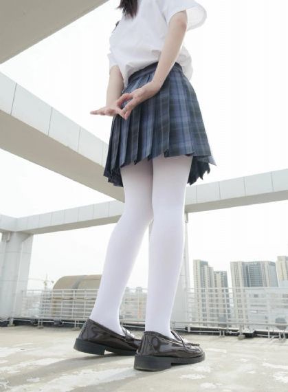 美女光屁屁打针_完整视频大全